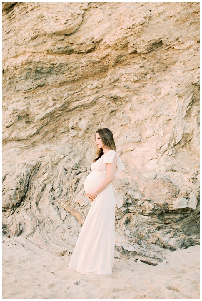 Newport Beach Maternity Session by Halleigh Hill Photography 